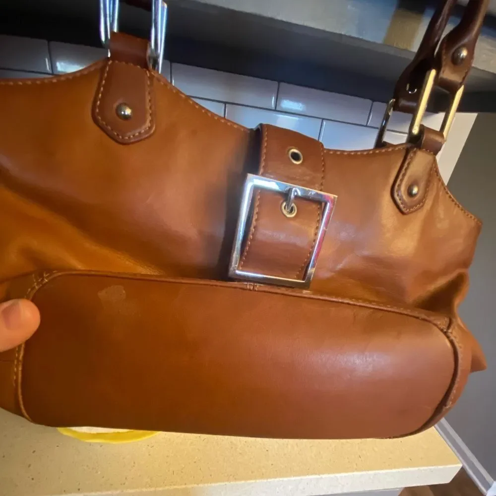 Women’s Tignanello shoulder bag/purse